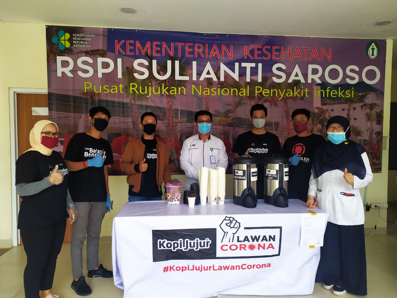 Support 250 Cup Kopi, Jahe Merah Gula Aren, dan Roti di RSPI Sulianti Saroso